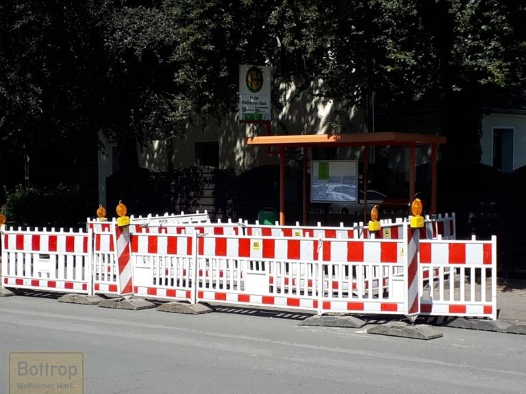 Instandsetzungsarbeiten an der Bushaltestelle laufen